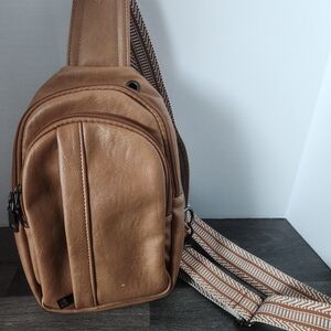 Men's Tan Leather Crossbody Bag